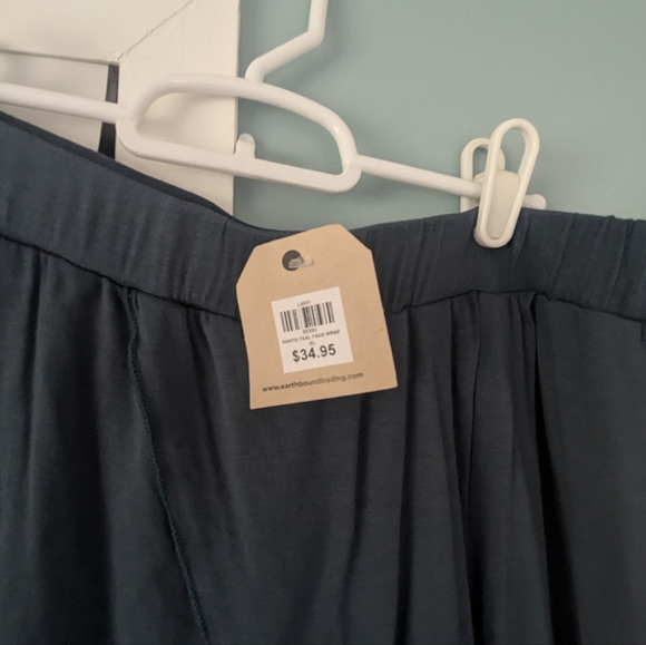 BOHO CROPPED TULIP STYLE LOUNGE PANTS - Picture 6 of 7